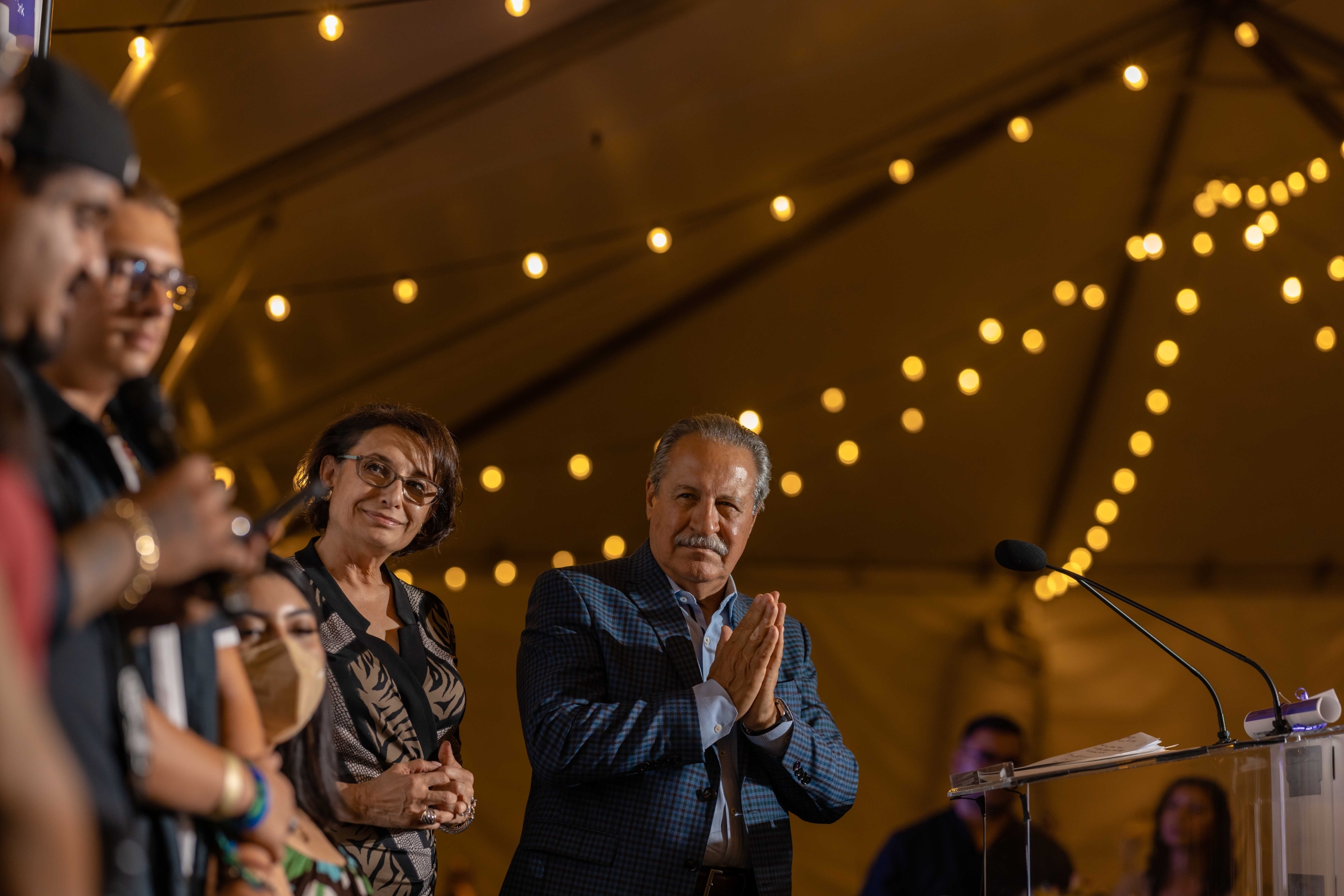 Cástulo de la Rocha on stage at a recent event celebrating the scholarship and its successful fundraising campaign