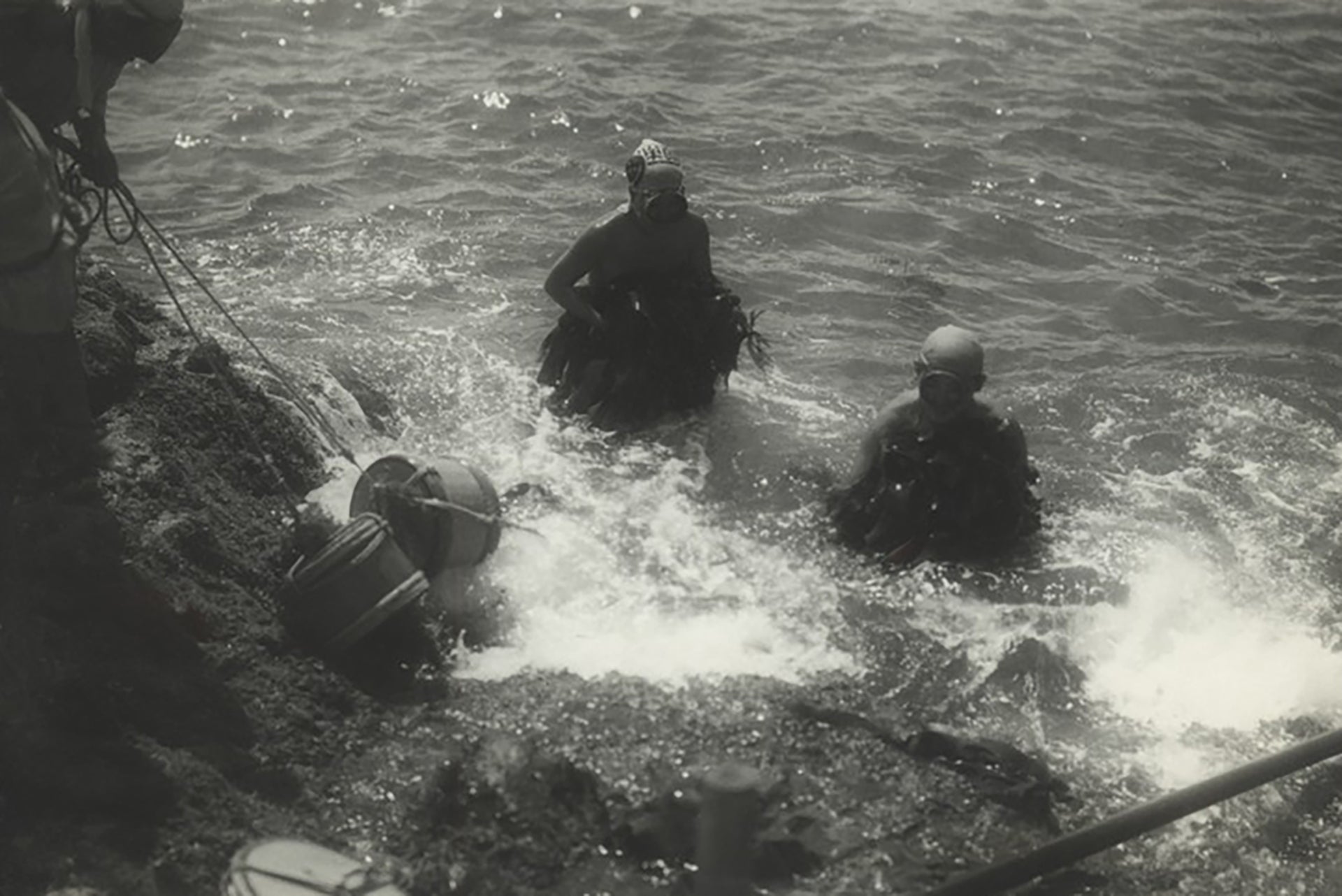 Kamogawa women dive for seaweed, abalone and oysters