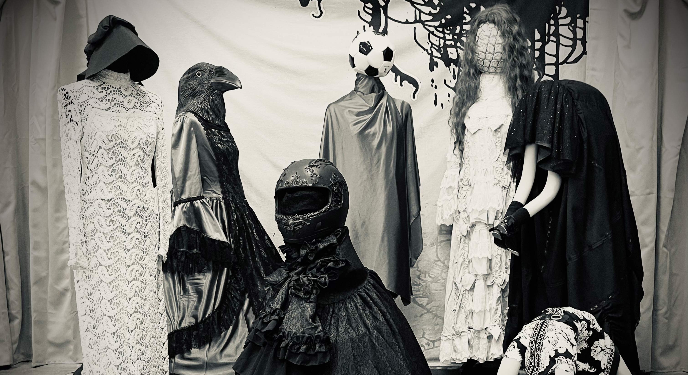 photo sculpture of mannequins in vintage clothing