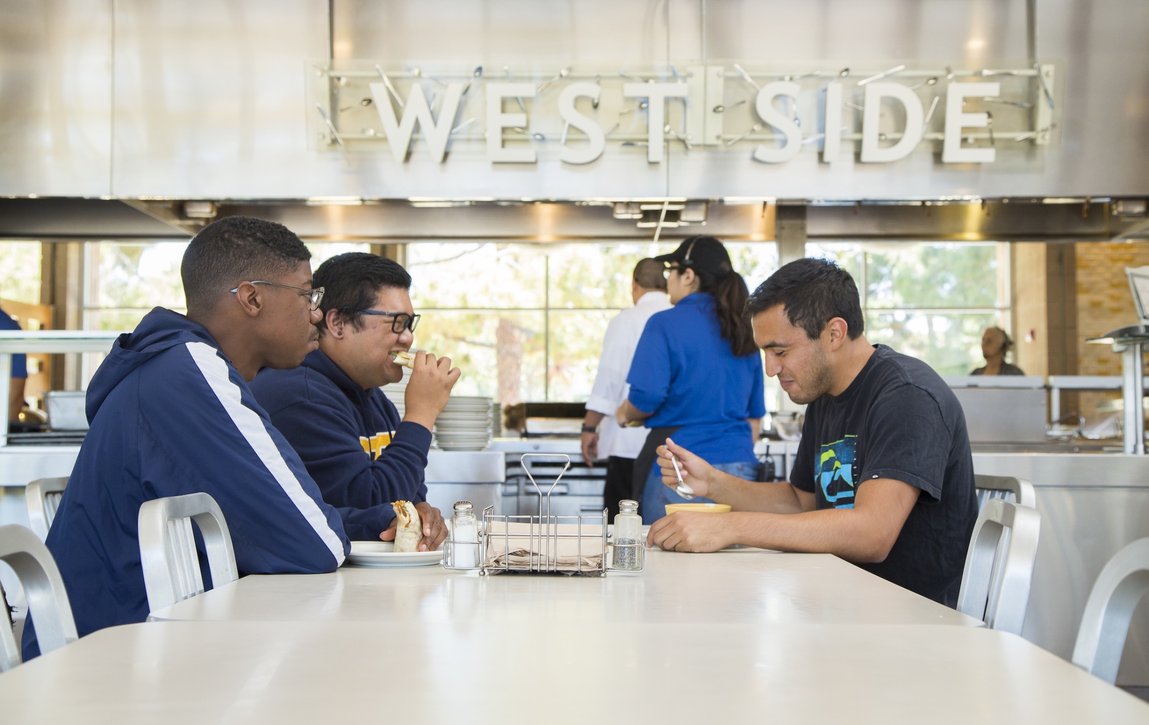 students eat together in dining commons