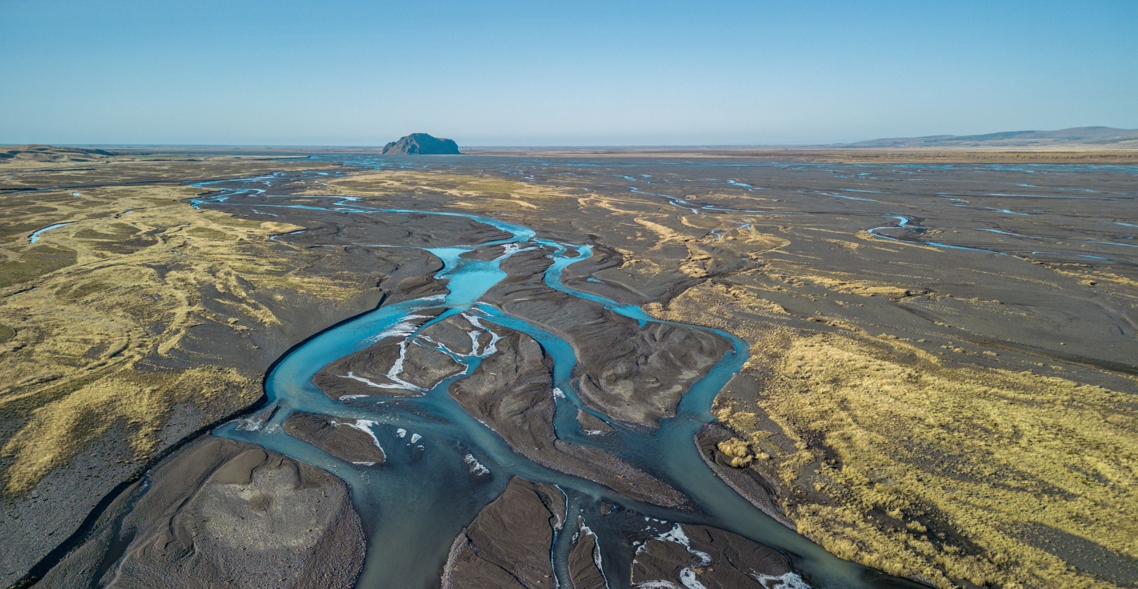 川の流路は侵食に基づいて選ばれる：洪水計画の転換となる発見（Rivers choose their path based on erosion ― a discovery that could transform flood planning and restoration）